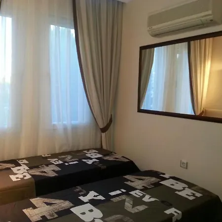 Izmir Cesme'de Ozel Havuzlu Haftalik Kiralik Luks Tatil Villasi 别墅 *